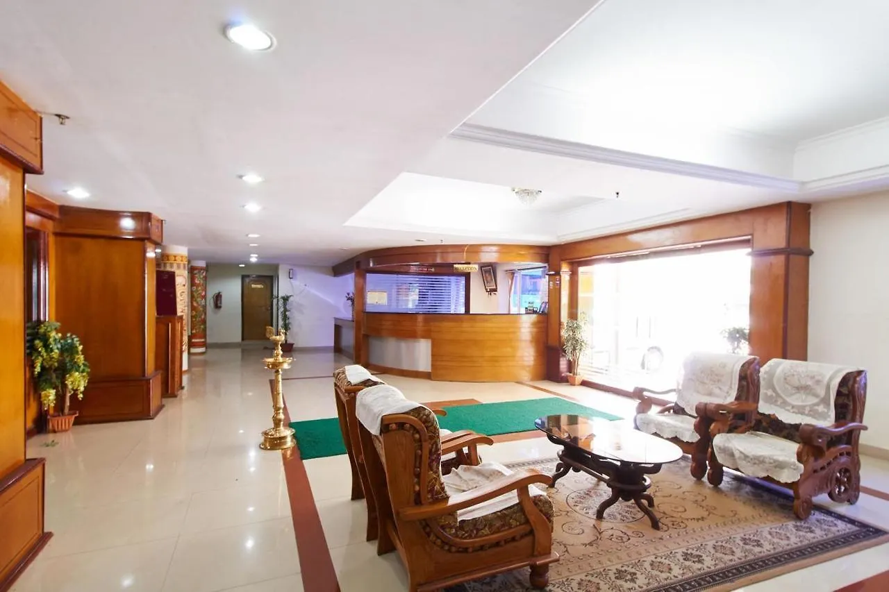 Sree Gokulam Sabari Hotel Chavakkad 2*,  Índia